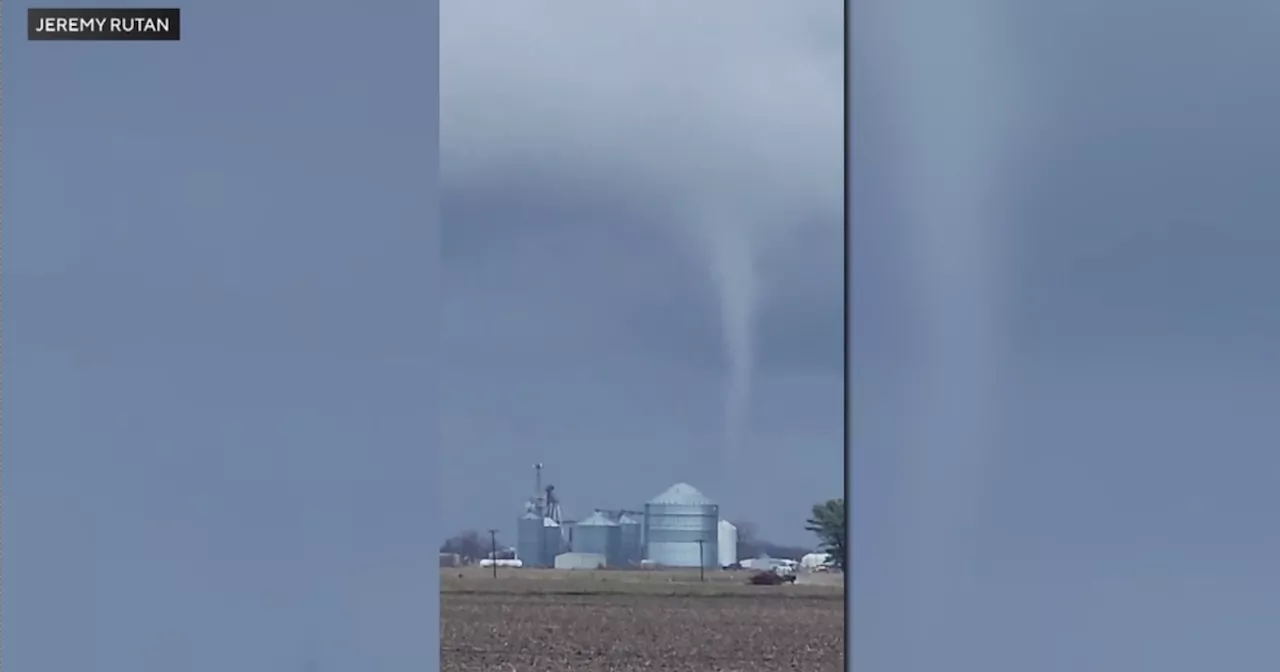 Funnel cloud seen in Kankakee County, Illinois as storms pass south of Chicago