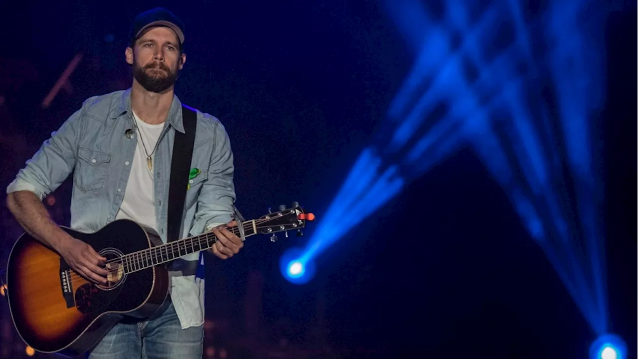 Former hockey player turned musician to perform at Stampede tent