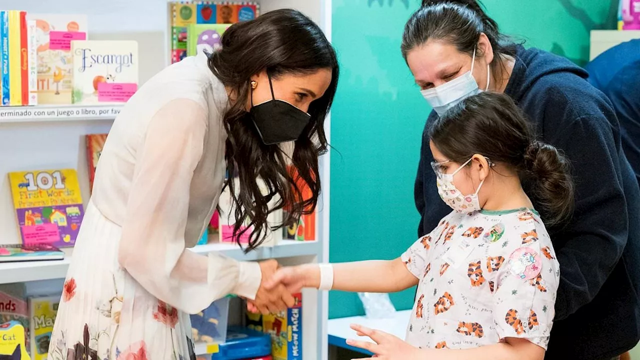 Meghan Markle looks chic for visit at Children's Hospital Los Angeles