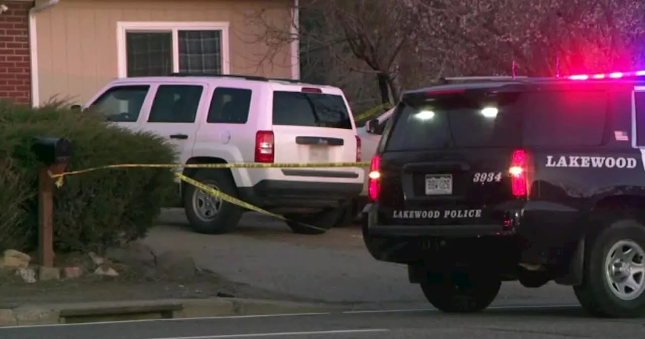 1 dead, 1 injured in double shooting behind Lakewood four-plex building on Tuesday