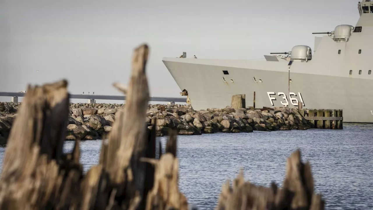 Fregat måtte låne vigtige kanoner inden mission: Søværnschef afviser ikke sammenhæng til nedbrud