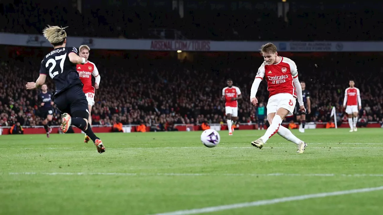 Arsenal vence Luton Town e retoma liderança da Premier League