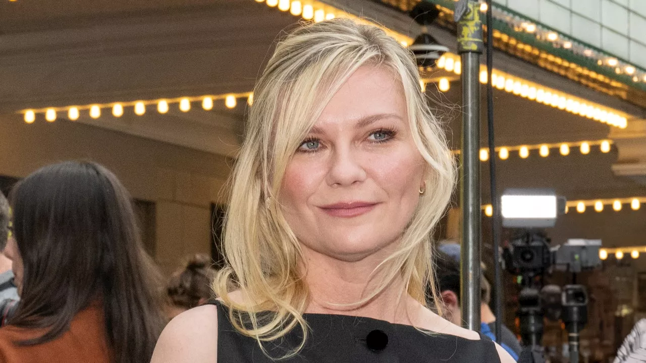 Kirsten Dunst On The Gender Pay Gap: 'I Didn't Even Think To Ask'