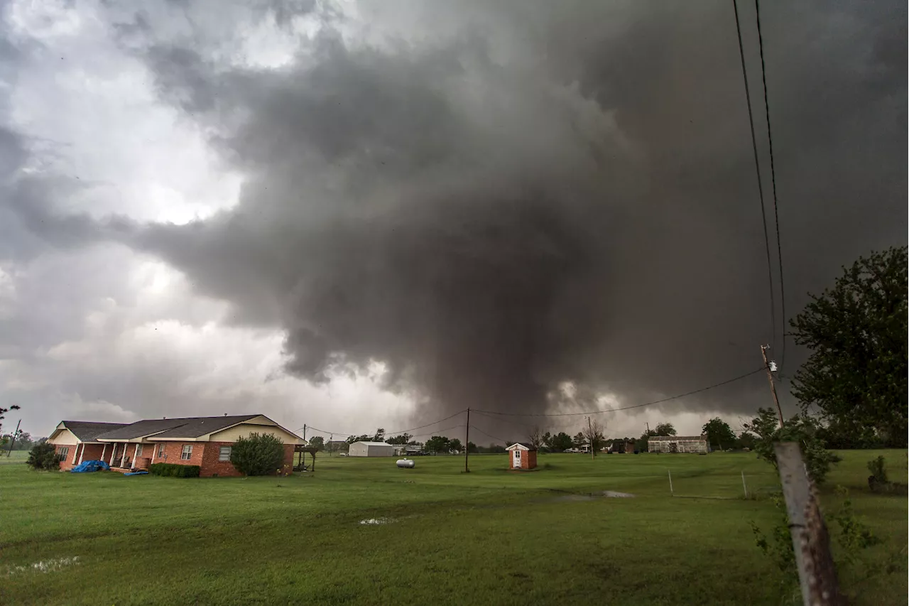 Gas Sprays 'Everywhere' After Tornado Rips Through Kentucky