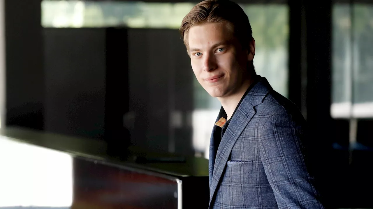 28-year-old conductor Klaus Mäkelä will lead the Chicago Symphony Orchestra