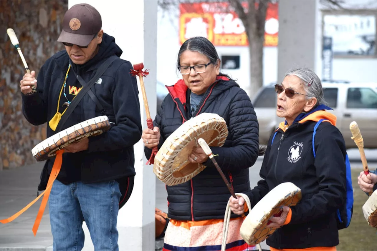 Indigenous friends, family drum outside Quesnel murder trial