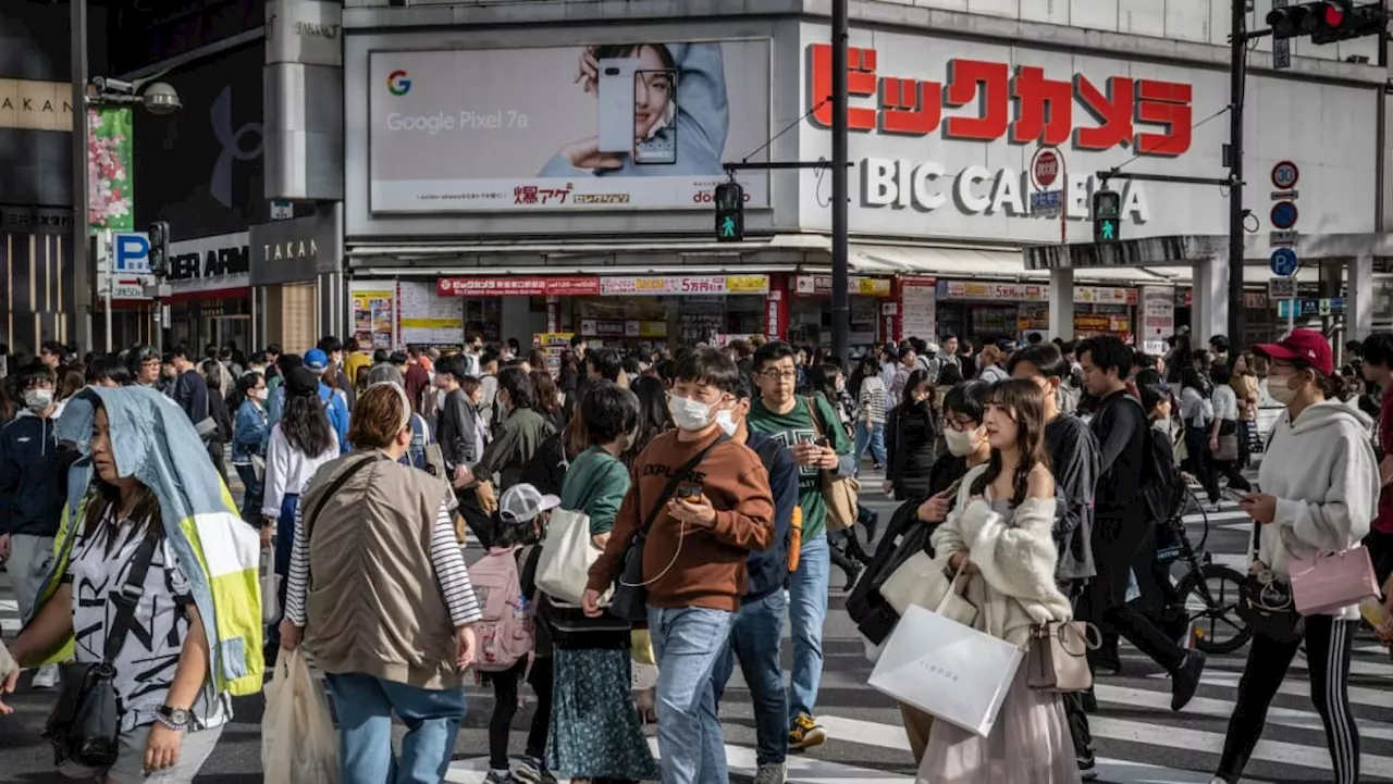 Major earthquake triggers tsunami warnings in Taiwan, Japan