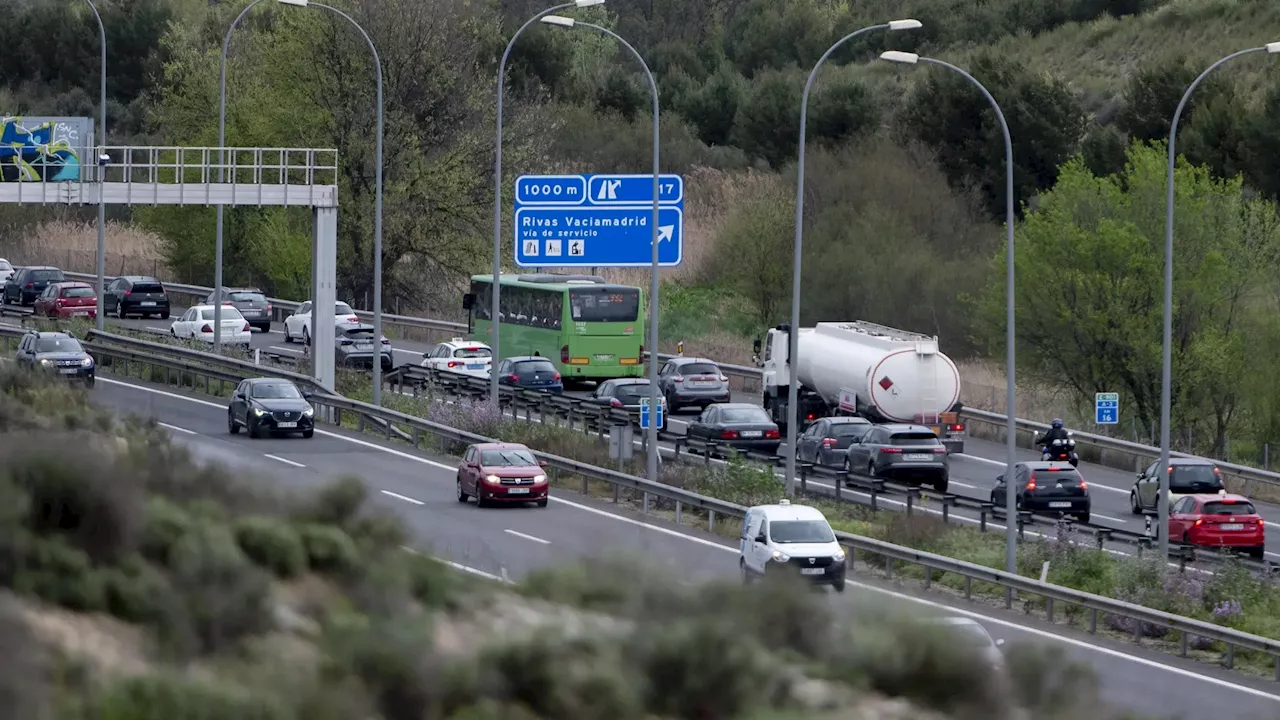 Operación salida del puente de mayo, en directo | La DGT prevé desde hoy 8,4 millones de desplazamientos por carretera