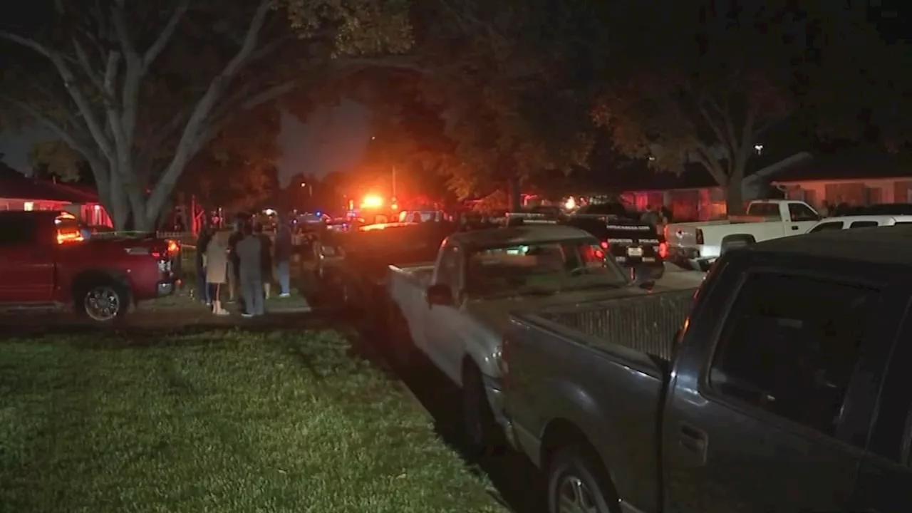 Investigation continues after man kills 2 family members and himself in southwest Houston, HPD says