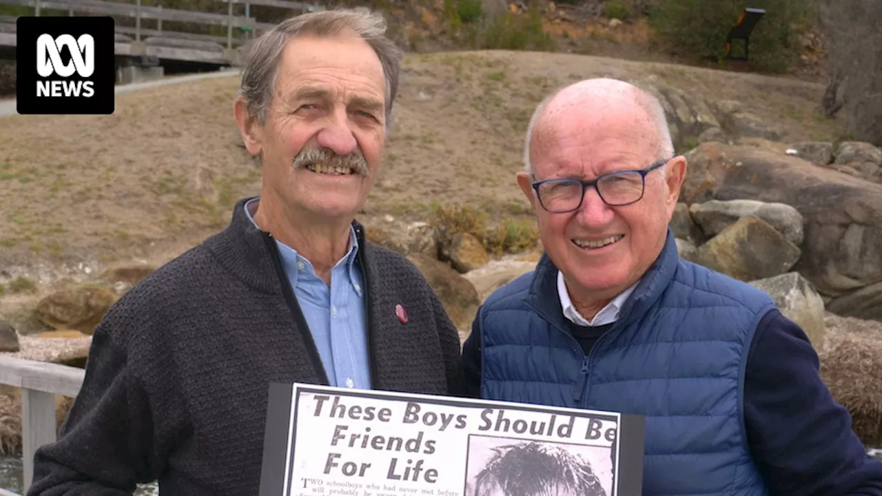 Graham Caporn recognised for bravery 67 years after saving Ross Wall from Perth's Swan River