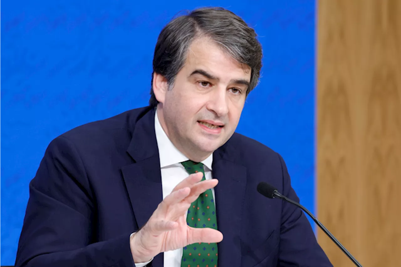 Ministro Fitto al termine del Consiglio dei ministri