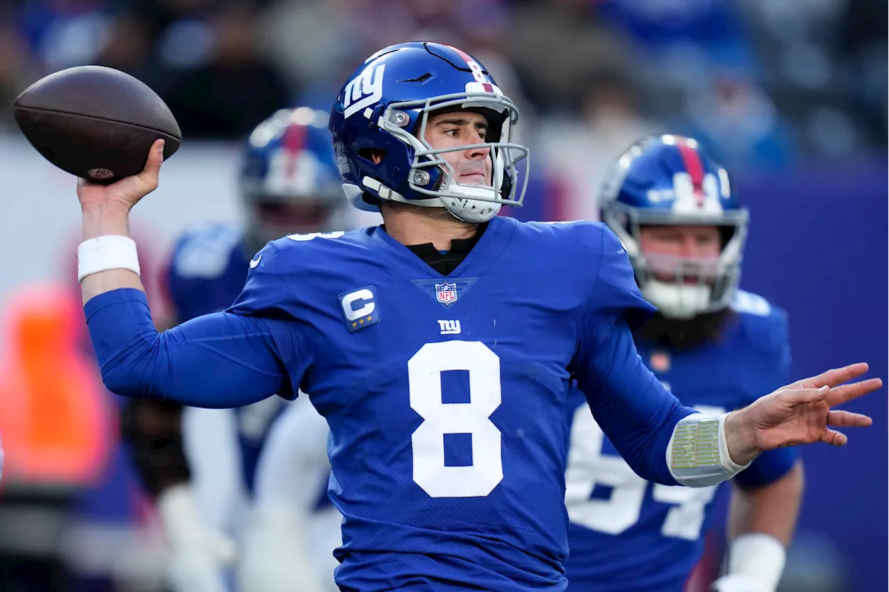 Daniel Jones getting 1 more chance to show Giants he can be their guy