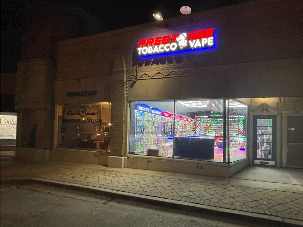 Park Ridge considers requiring special permits for tobacco, vape shops