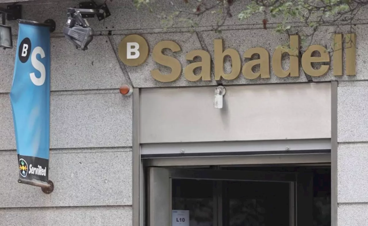 BBVA-Sabadell: una compra cuatro veces más cara, cuatro años después