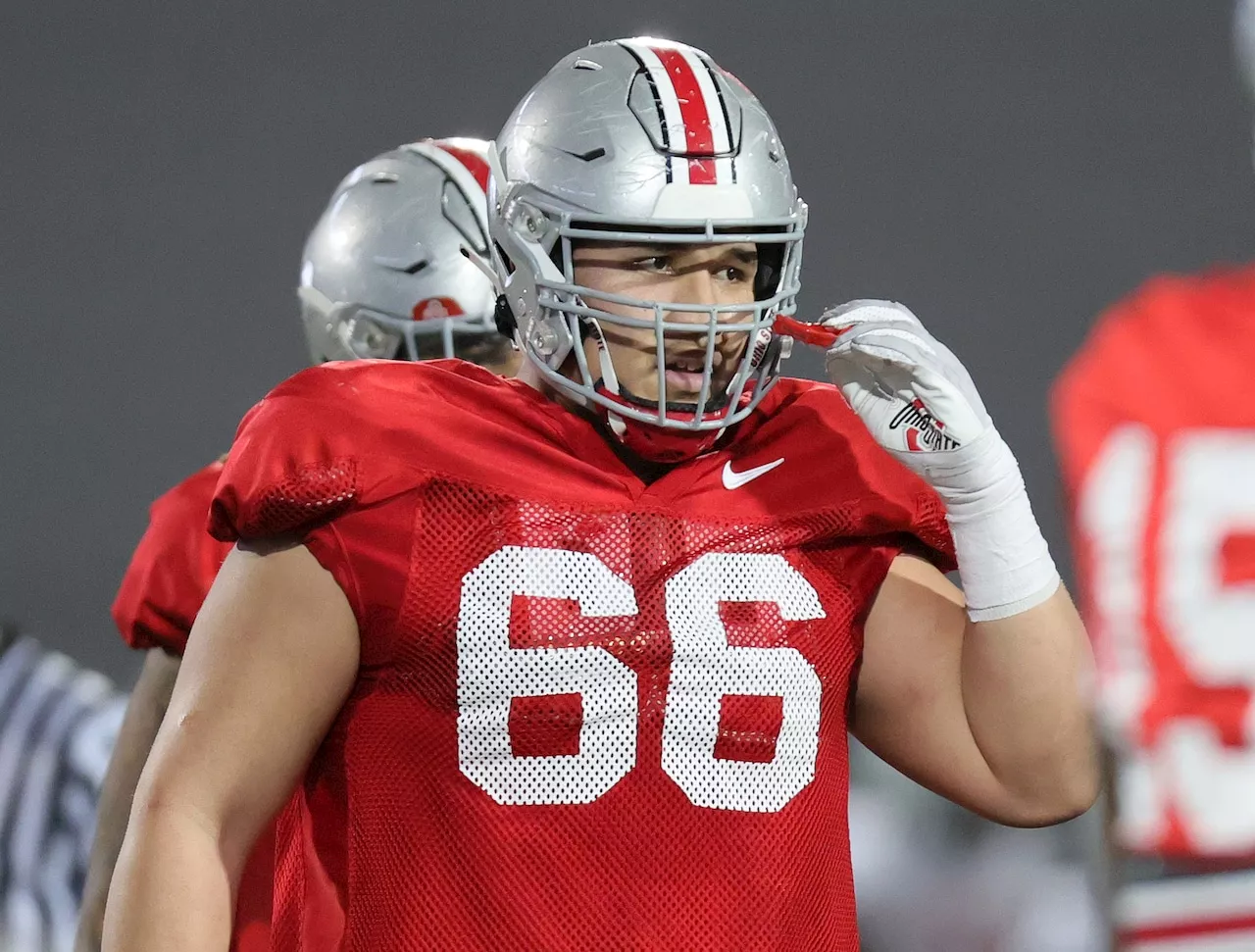 Ohio State football veteran offensive lineman enters transfer portal