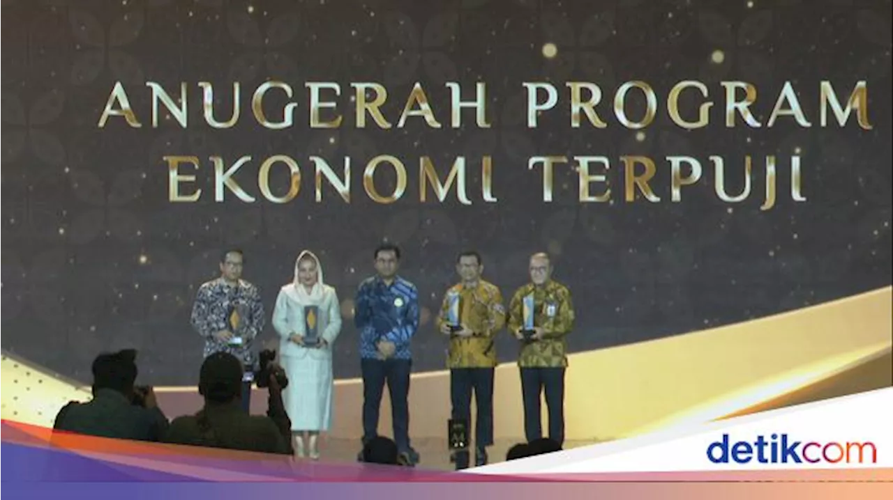 Bupati Joko Sutopo Terima Penghargaan Kategori Reformasi Birokrasi