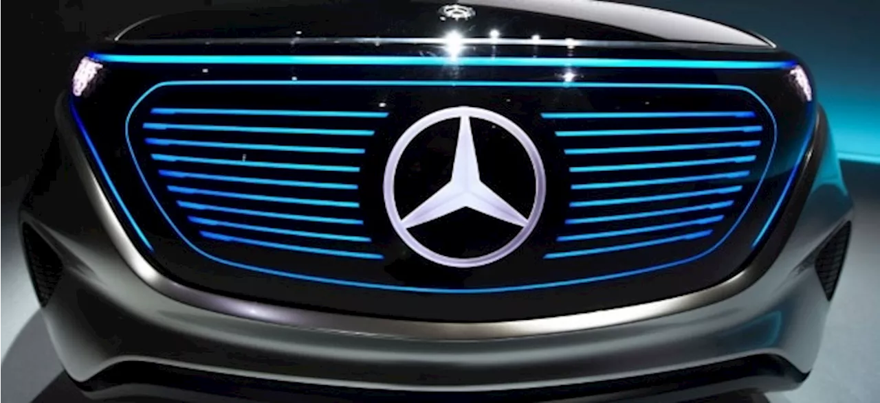 Mercedes-Benz-Aktie fällt: Mercedes-Benz startet deutlich schwächer ins Jahr