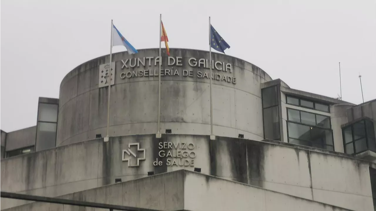 En silla de ruedas tras una operación de hernia discal en Ourense: el Sergas, condenado