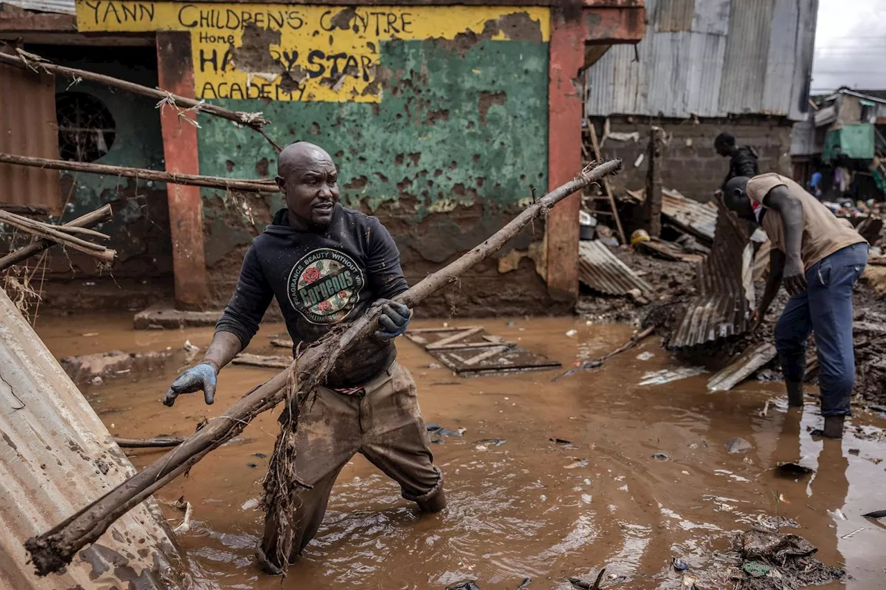 Inondations au Kenya : « J’ai vu des vagues arriver, plus hautes qu’un camion »