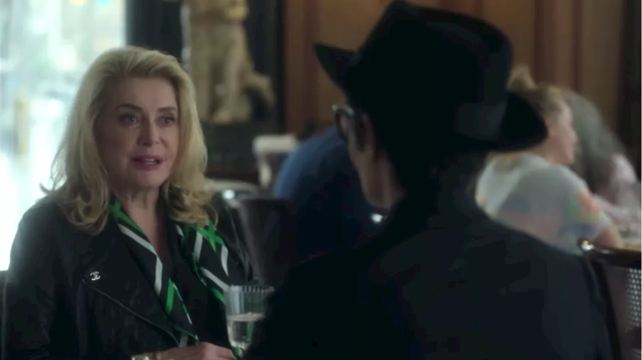 Dans la bande-annonce de « Marcello Mio », Catherine Deneuve retrouve sa fille Chiara Mastroianni