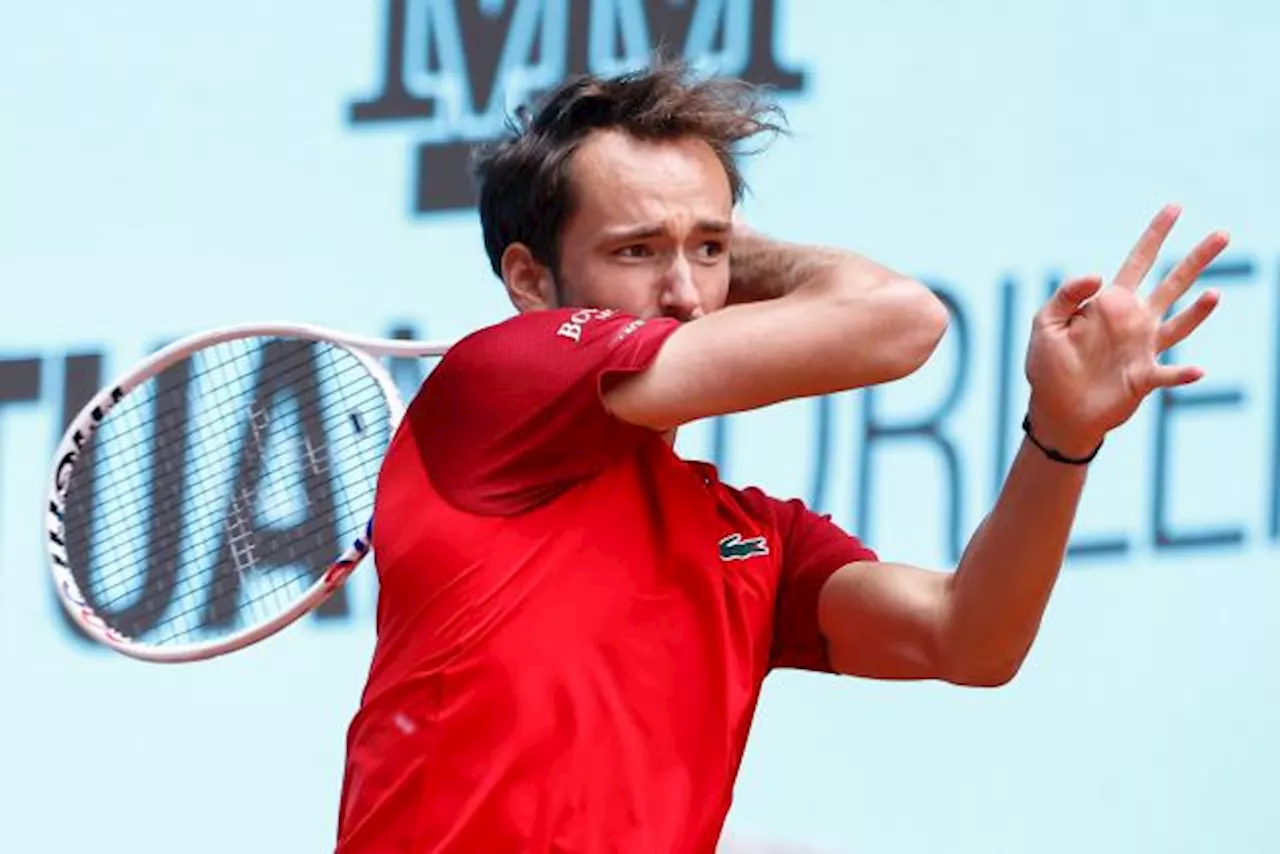 Daniil Medvedev s'offre son premier quart à Madrid en disposant d'Alexander Bublik