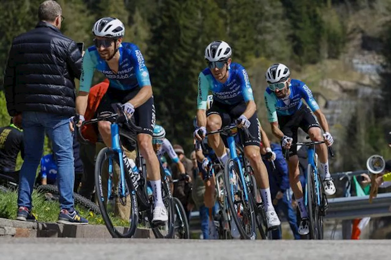 Décathlon-AG2R La Mondiale autour de Ben O'Connor et Aurélien Paret-Peintre au Giro