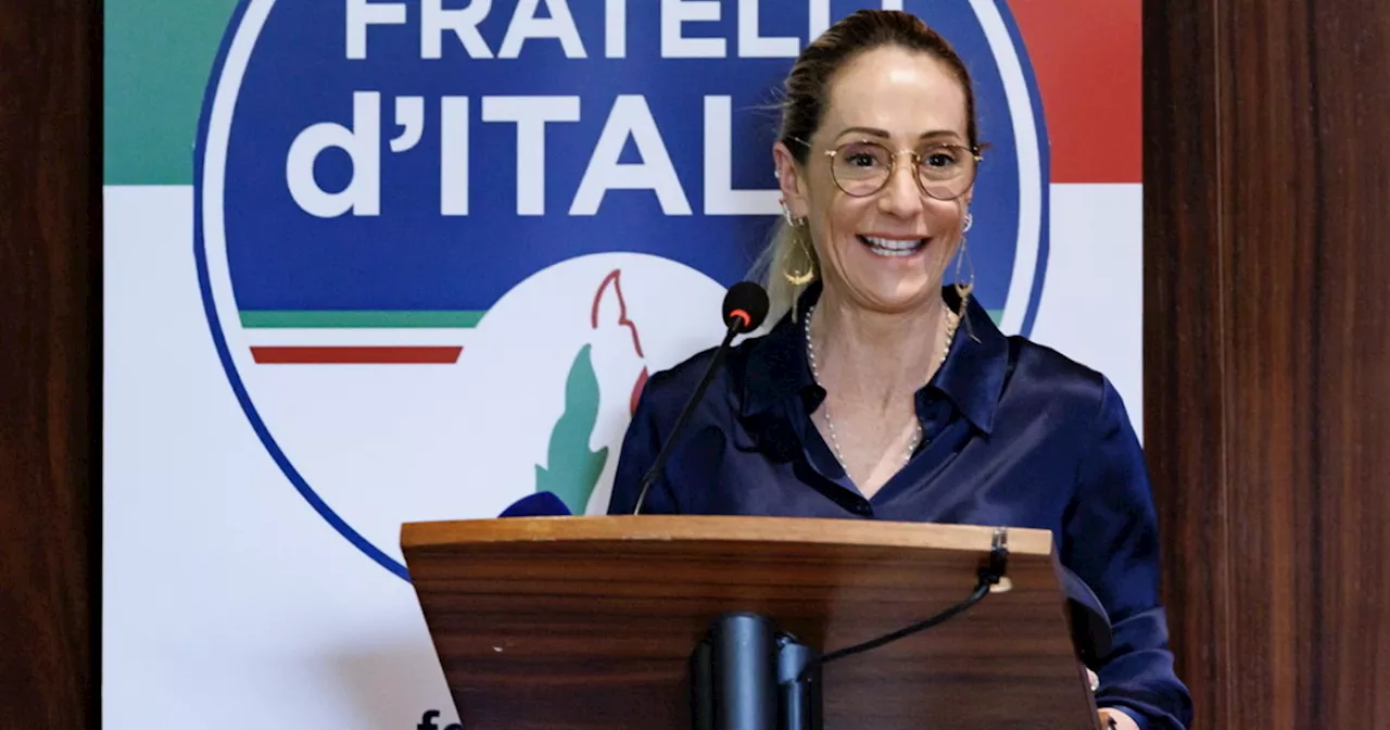 Arianna Meloni, via al tesseramento FdI: &#034;Semplicemente, l&#039;orgoglio di essere italiani&#034;