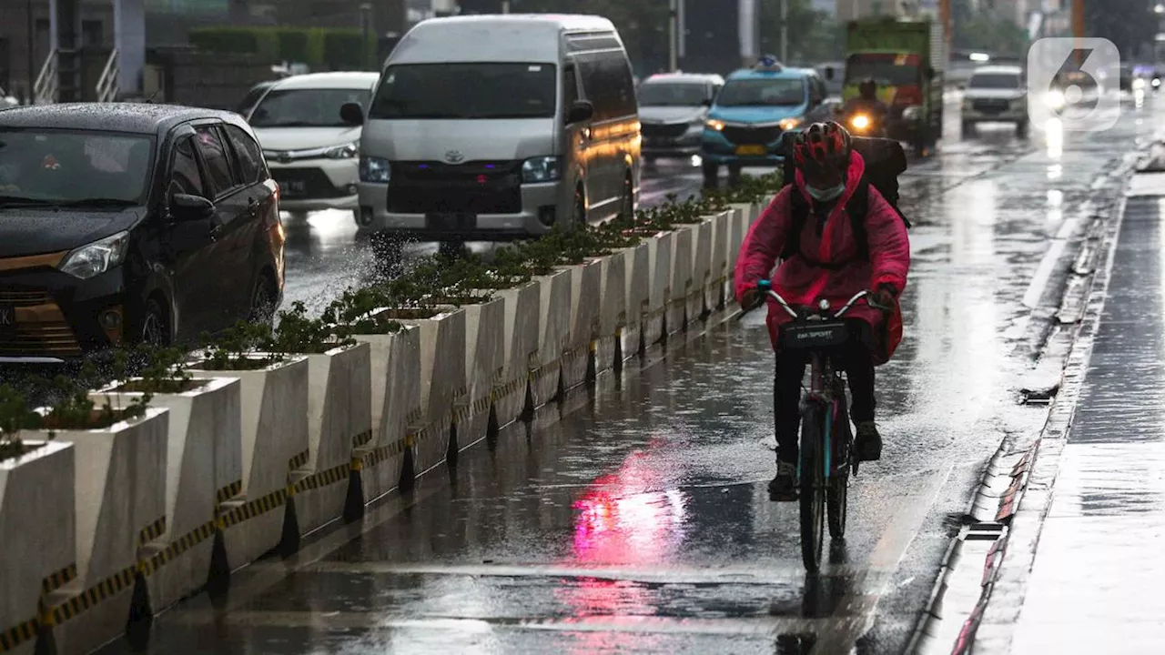 Cuaca Hari Ini Rabu 1 Mei 2024: Sebagian Jabodetabek Hujan Siang Nanti