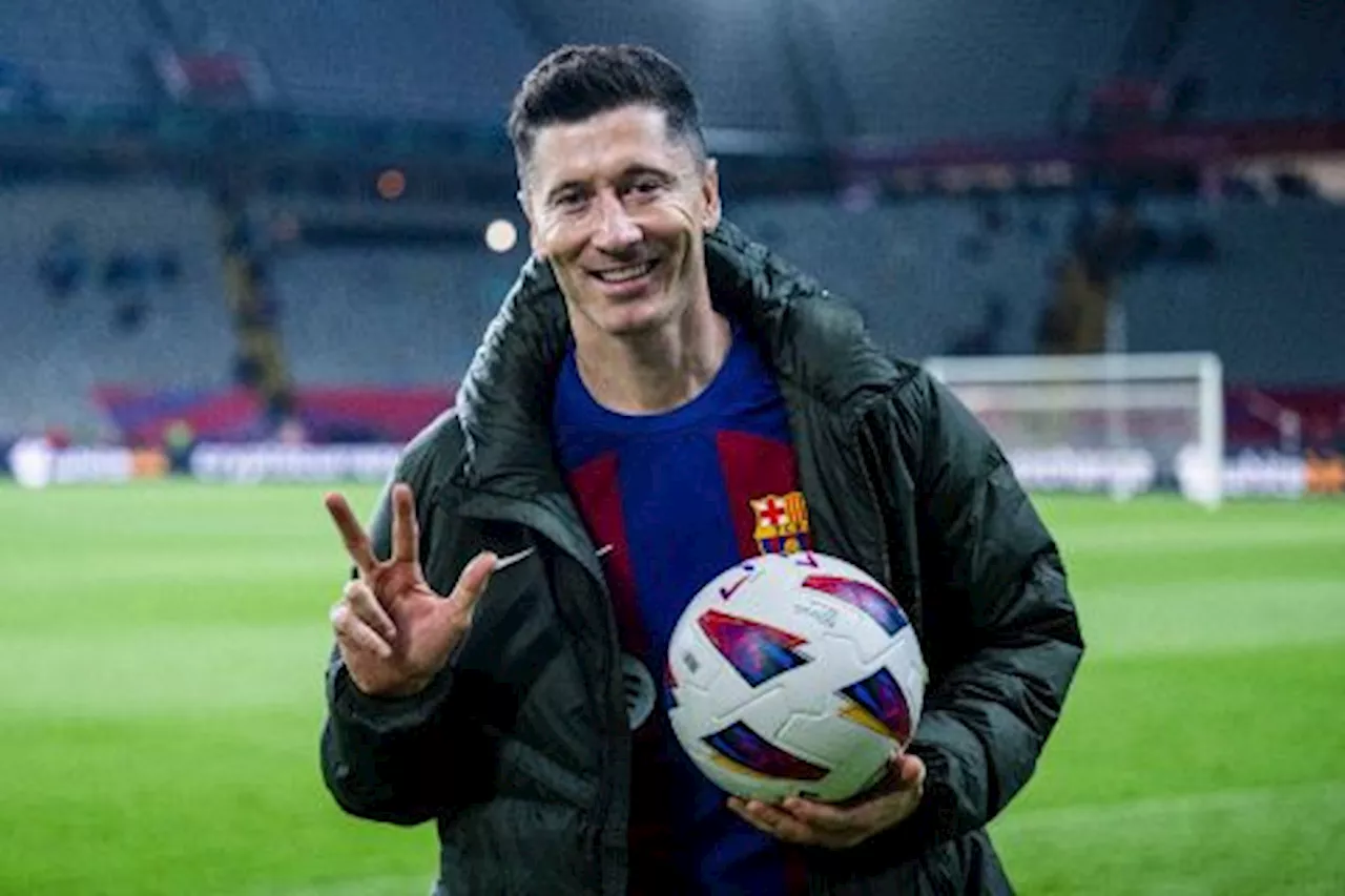 FC Barcelona vs Valencia Hattrick Robert Lewandowski Selamatkan Blaugrana di La Liga