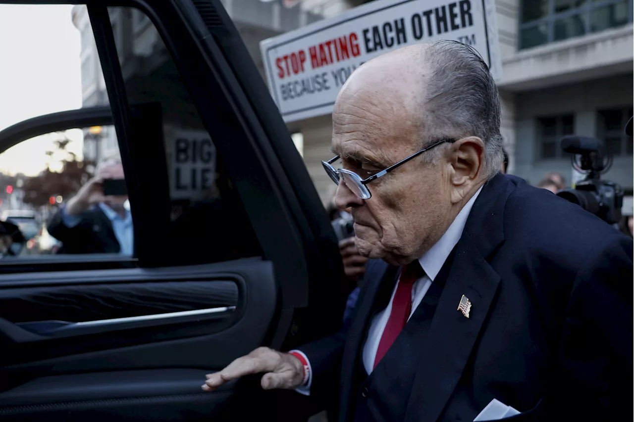 Rudy Giuliani's Credit Card Reveals 'Unauthorized Payments': Court Filing