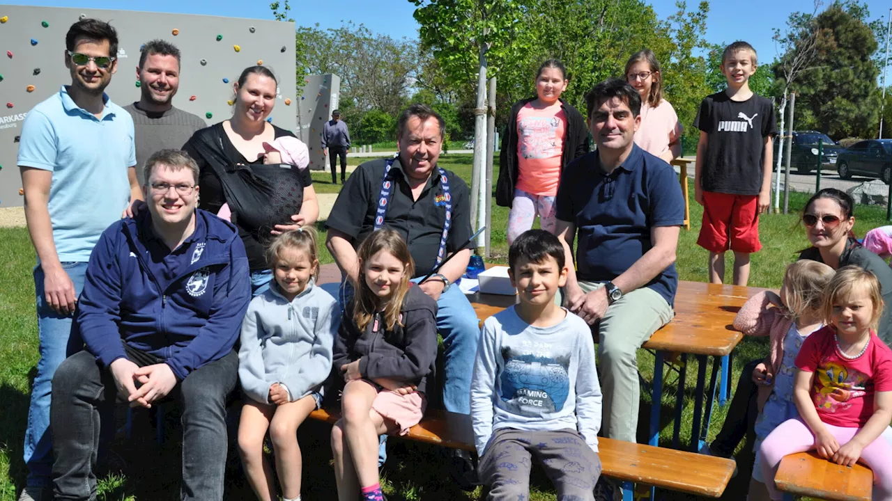 Erstes Familienpicknick am Korneuburger Mobilitätsspielplatz