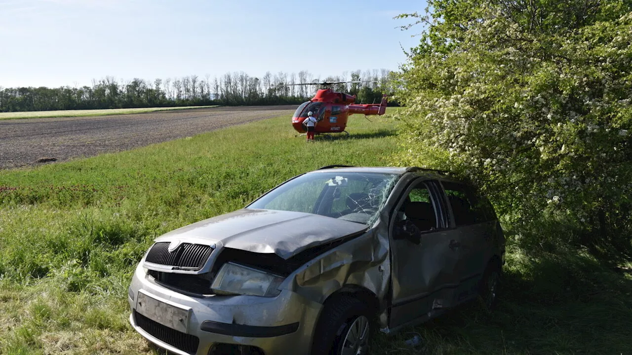 Mit Auto überschlagen: Lenker schwer verletzt