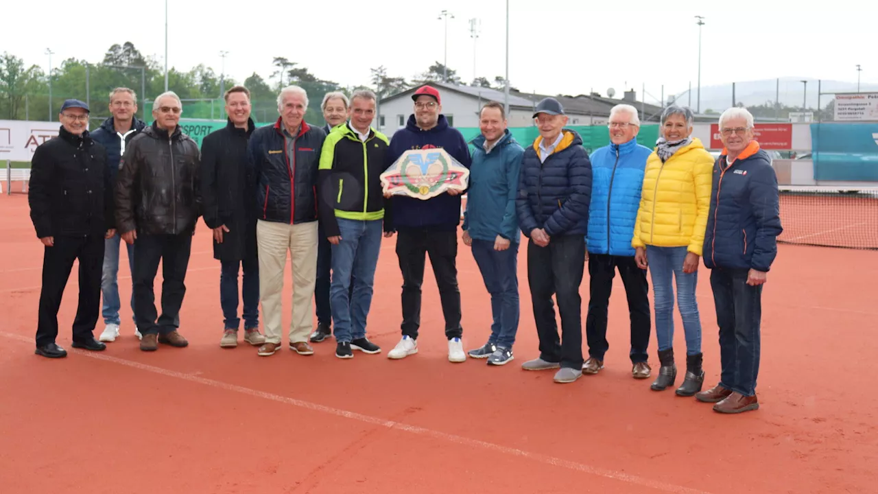 Purgstall: Neuer Tennisplatz „eingeweiht“