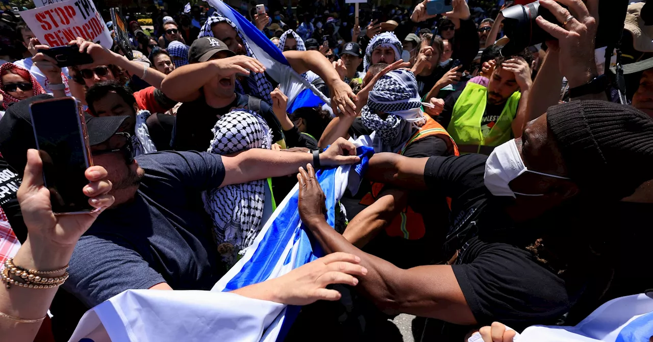 Pro-Palestinian protesters at UCLA tussle with Israel supporters