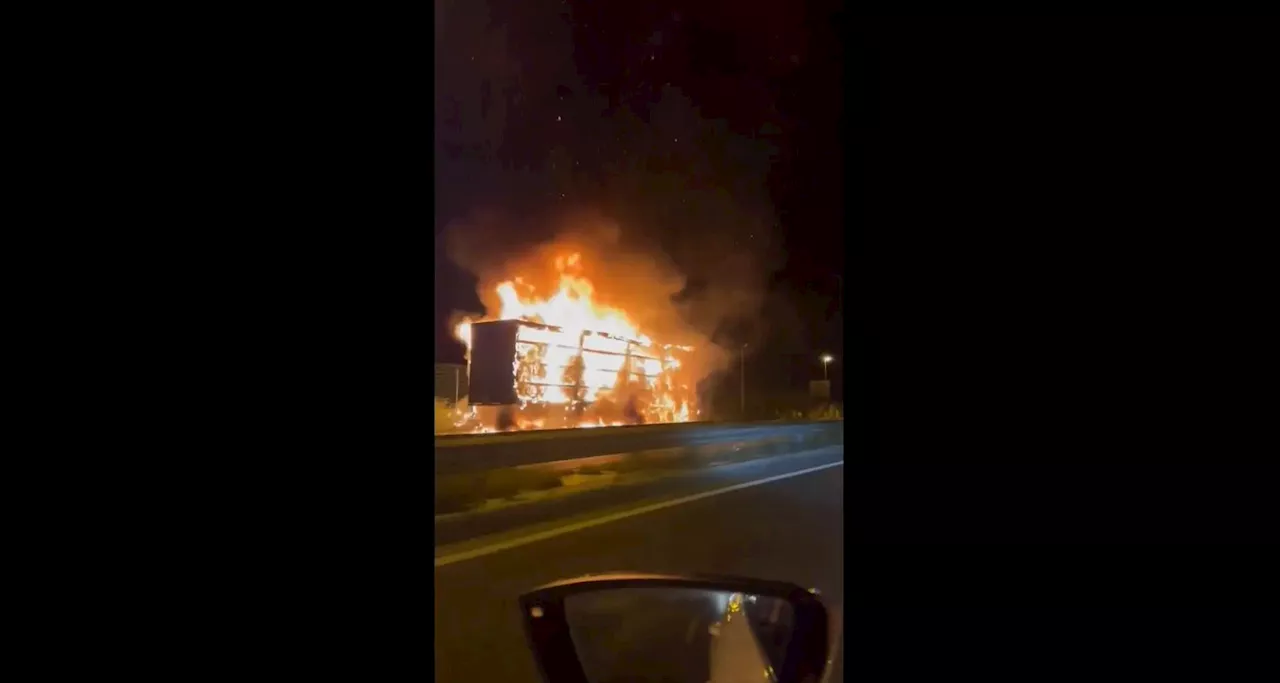 Segunda Circular cortada devido a incêndio num camião