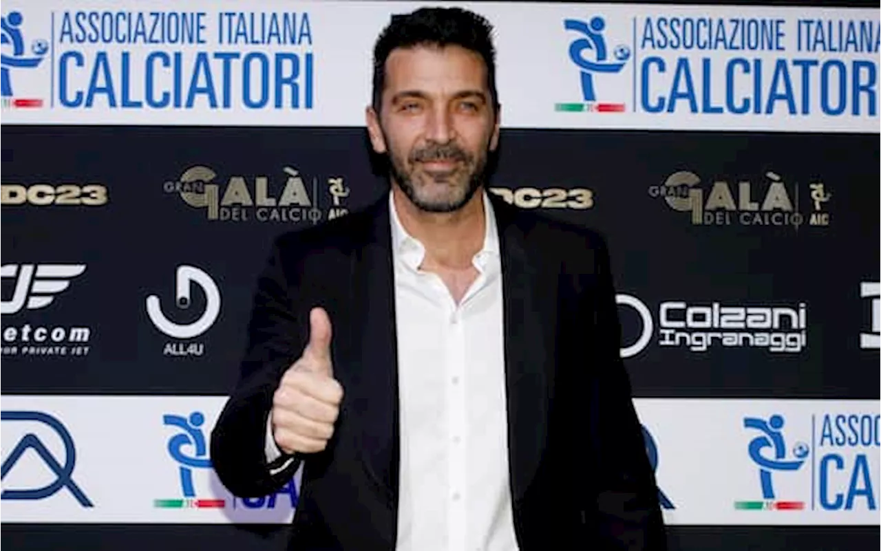 Buffon: 'Per due volte vicino alla Roma, rimasi alla Juve per Conte e Pirlo'