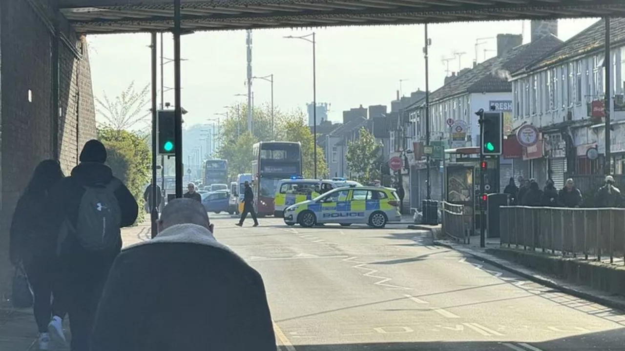 Kriminalität: 14-Jähriger nach Attacke mit Schwert in London gestorben