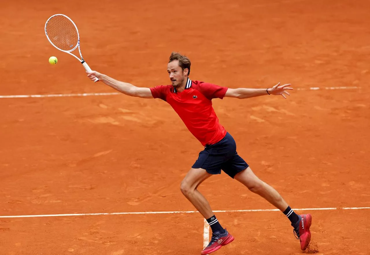 Tennis : faciles, Medvedev et Rublev qualifiés en quarts de finale du Masters 1000 de Madrid