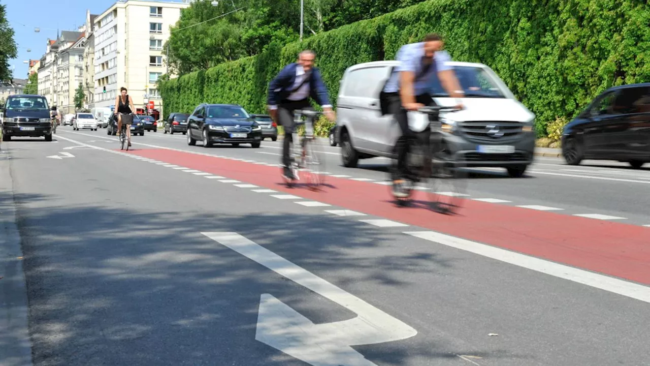 Nach tödlichem Unfall in München-Trudering: OB Reiter lässt Radwege in Mittellage überprüfen