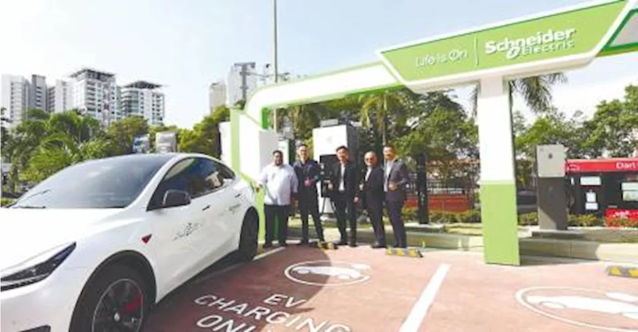 Schneider Electric launches public EV charging hub in partnership with JusEV