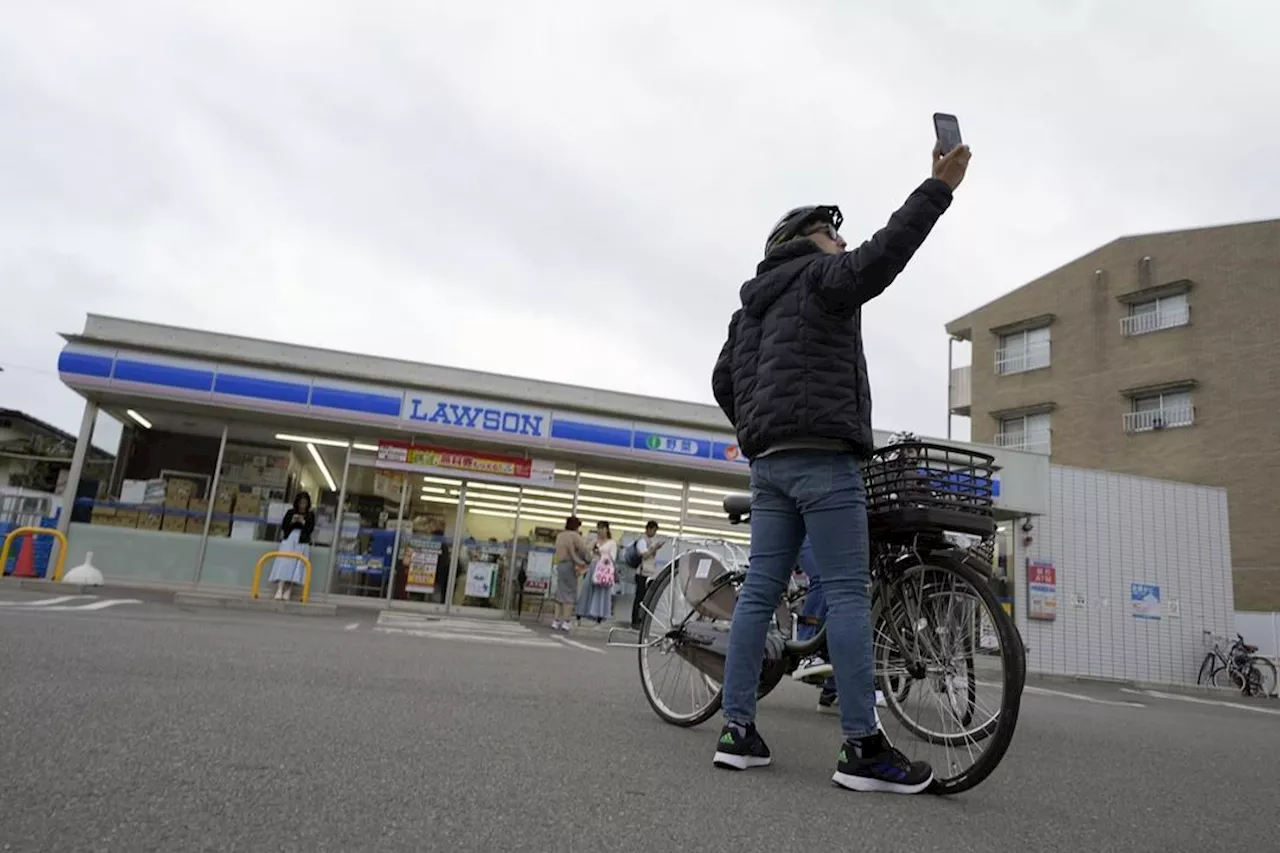 To fend off tourists, a town in Japan is building a big screen blocking the view of Mount Fuji