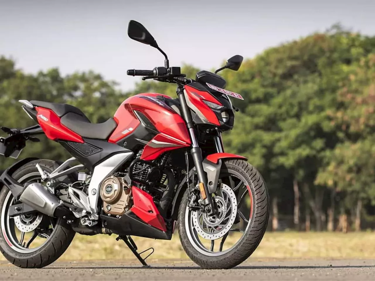 Bajaj Pulsar 400 : கெத்தா வரப்போகுது ப்ரீமியம் பைக் பஜாஜ் பல்சர் 400! மே 3 குறிச்சு வச்சுக்கோங்க