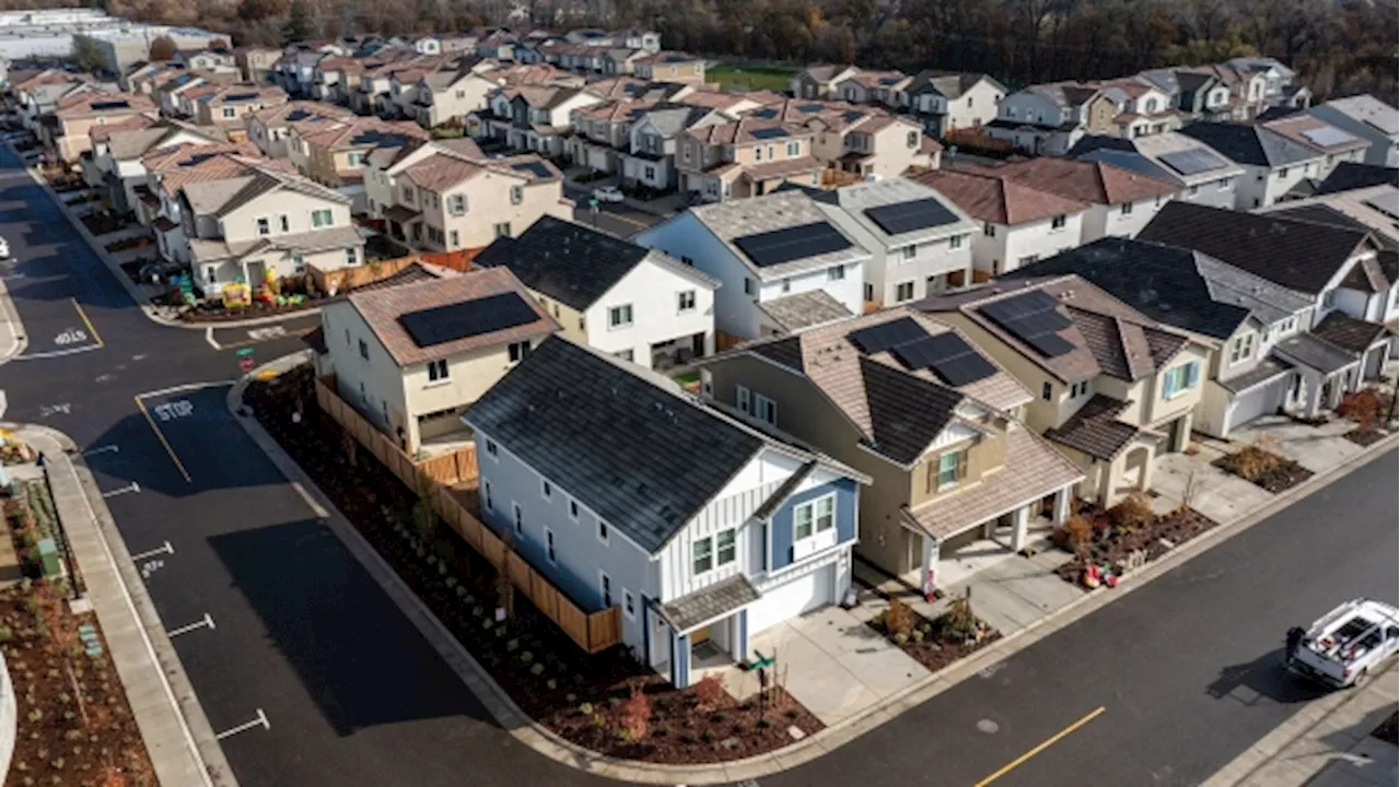 US Mortgage Rates Climb to 6.82%, Squeezing Homebuyers in Market