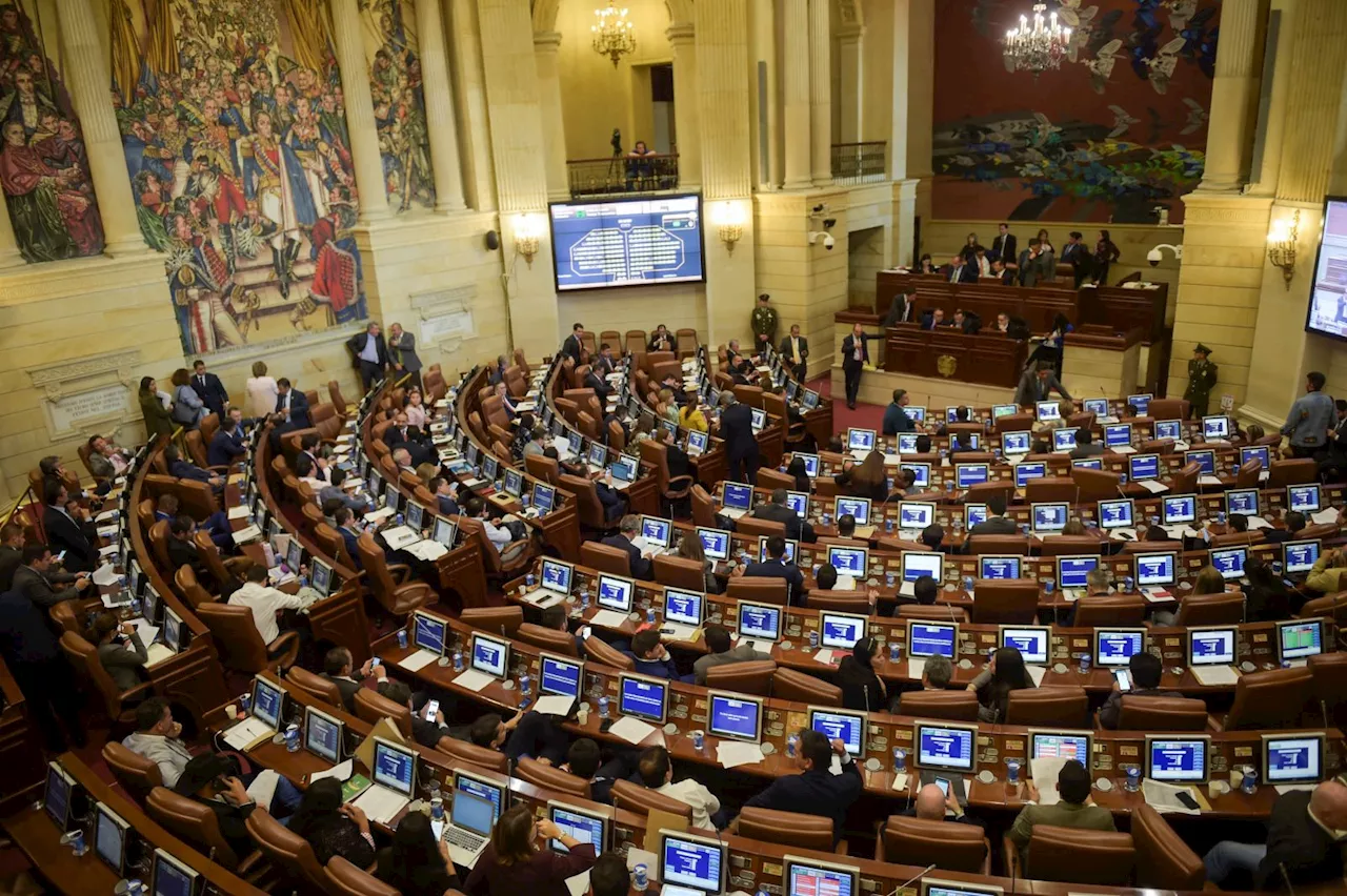 Congreso de Colombia archivó proyecto de reforma a la salud y Gobierno anunció intervención de otra Entidad Prestadora de Salud