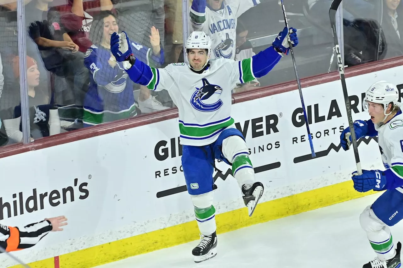 Canucks’ late goal beats Coyotes 2-1, extends lead in Pacific Division