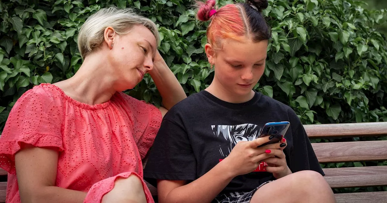 5 Issues With Their Parents That Gen Z Brings Up Most In Therapy