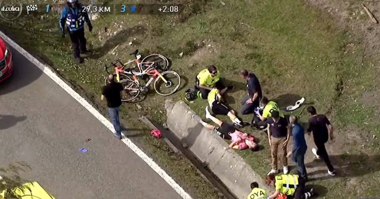 Cyclisme : impressionnante chute de Vingegaard, Evenpoel et Roglic, têtes d'affiche du Tour du Pays Basque