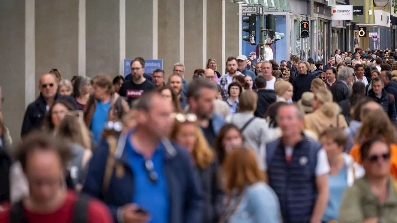 Zwei Drittel der Deutschen sehen Frieden in Europa bedroht