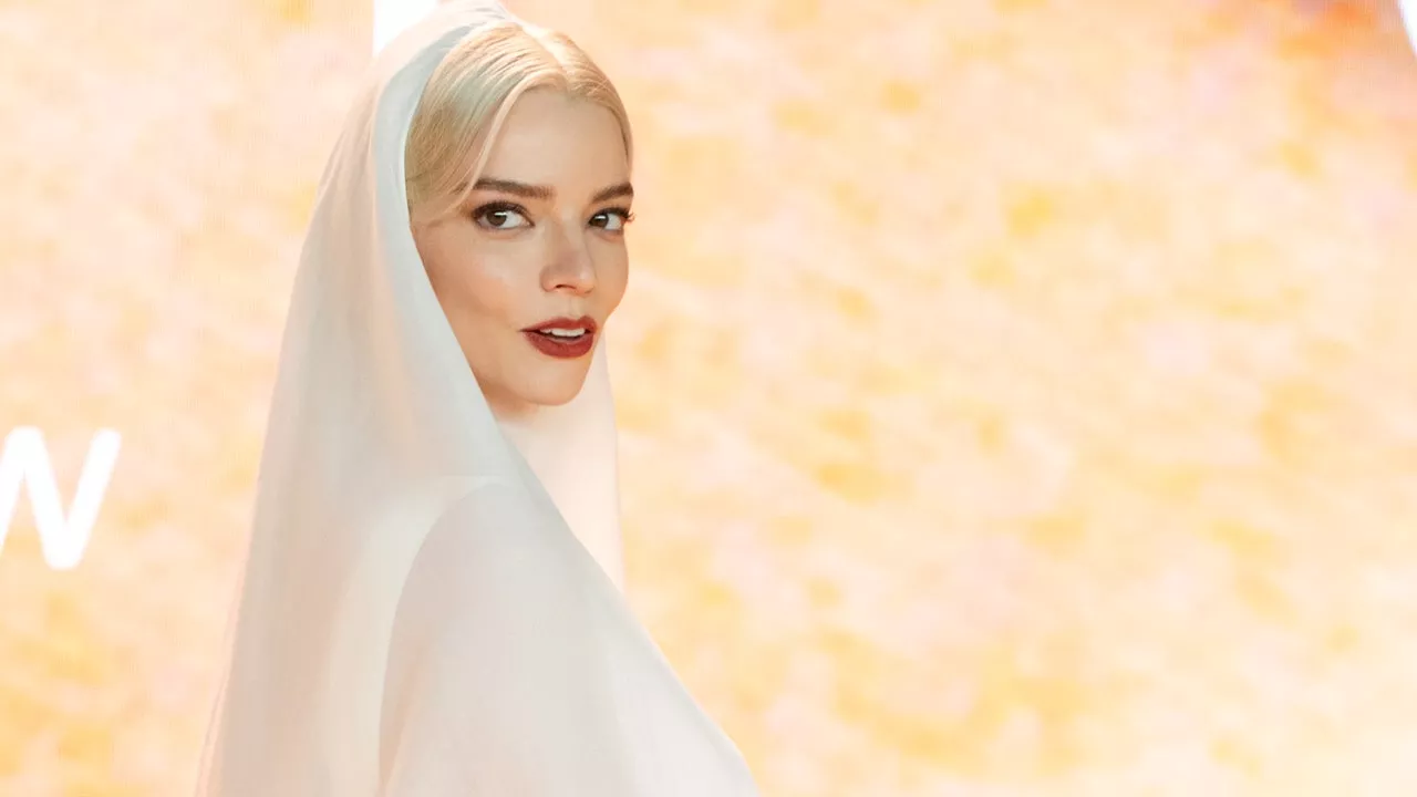 Anya Taylor-Joy, tutto sul suo abito da sposa (due anni dopo le nozze!)