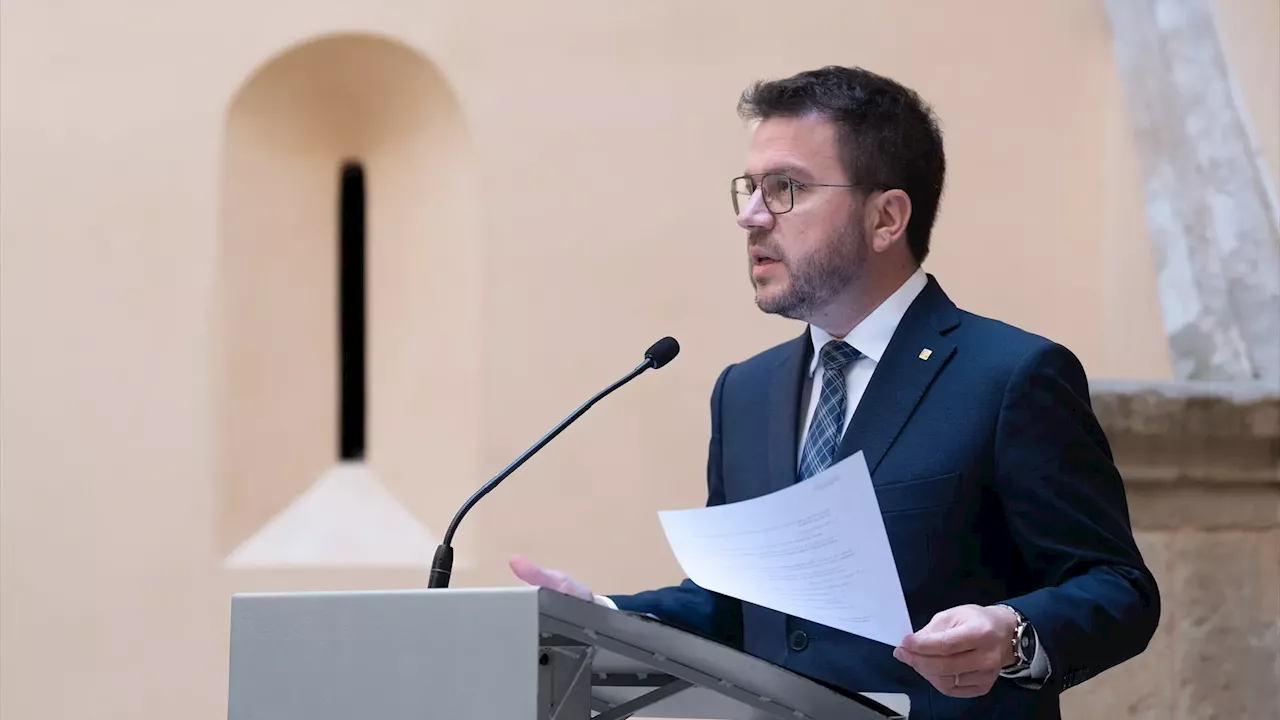 Aragonès dispuesto a debatir con Puigdemont fuera de Cataluña